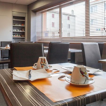 Logis Hotel Les Voyageurs Lezoux Kültér fotó