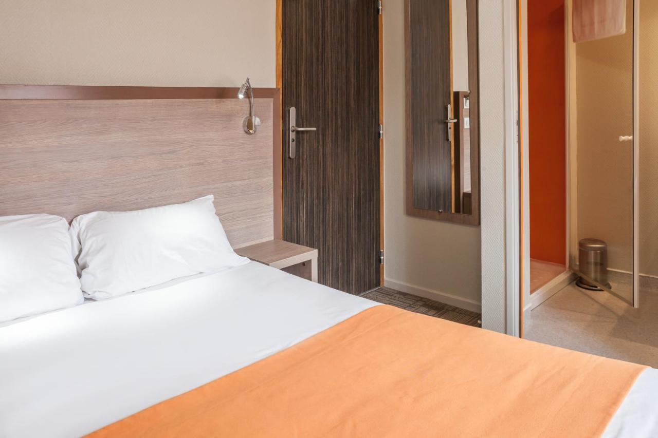 Logis Hotel Les Voyageurs Lezoux Kültér fotó