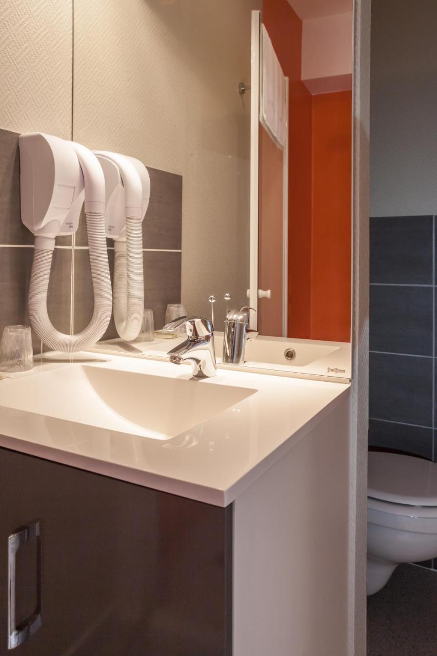 Logis Hotel Les Voyageurs Lezoux Kültér fotó
